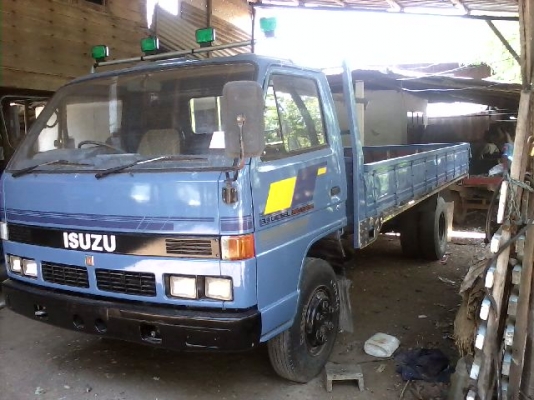 ขายด่วน  NPR115 เกีร์ยสั้น ห้างแท้   ยาว 5 เมตร สวยพร้อมใช้งาน