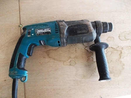 สว่านโรตารี่3ระบบMAKITAรุ่นHR2470Fสภาพดี ราคาถูกๆ สว่านโรตารี่3ระบบMAKITAรุ่นHR2470Fสภาพดี ราคาถูกๆ