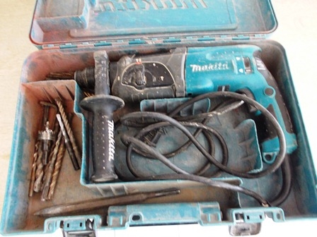 สว่านโรตารี่3ระบบMAKITAรุ่นHR2470Fสภาพดี ราคาถูกๆ