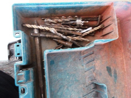 สว่านโรตารี่3ระบบMAKITAรุ่นHR2470Fสภาพดี ราคาถูกๆ สว่านโรตารี่3ระบบMAKITAรุ่นHR2470Fสภาพดี ราคาถูกๆ