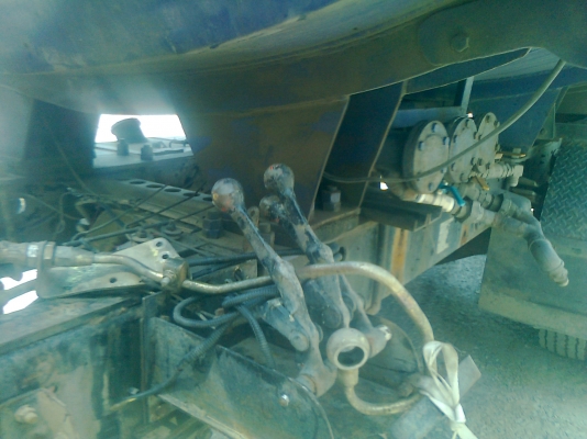 ขาย ถังน้ำมัน ติดรถ 6 ล้อ