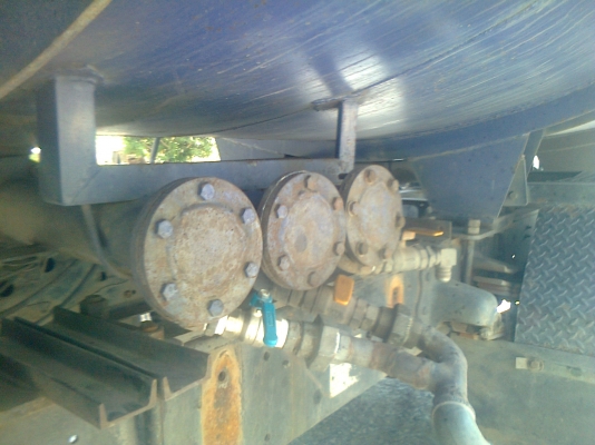 ขาย ถังน้ำมัน ติดรถ 6 ล้อ