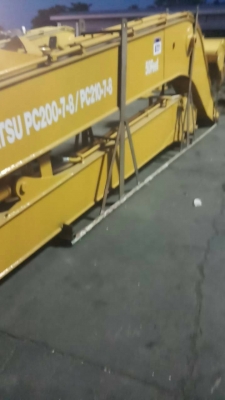 ของใหม่ ชุดบูมยาว CAT 320 D กับ KOMATSU PC200-7-8 มีบุ้งกี๋กับกระบอกไฮดรอลิค ราคาชุดละ 300000 ของใหม่ ชุดบูมยาว CAT 320 D กับ KOMATSU PC200-7-8 มีบุ้งกี๋กับกระบอกไฮดรอลิค ราคาชุดละ 300000