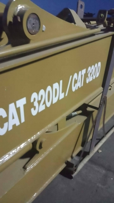 ของใหม่ ชุดบูมยาว CAT 320 D กับ KOMATSU PC200-7-8 มีบุ้งกี๋กับกระบอกไฮดรอลิค ราคาชุดละ 300000 ของใหม่ ชุดบูมยาว CAT 320 D กับ KOMATSU PC200-7-8 มีบุ้งกี๋กับกระบอกไฮดรอลิค ราคาชุดละ 300000