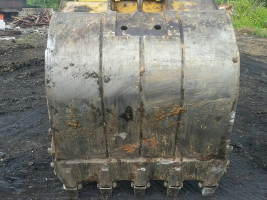 ขายด่วน!! Komatsu PC200-8MO สภาพสวยๆค่ะ ขายด่วน!! Komatsu PC200-8MO สภาพสวยๆค่ะ
