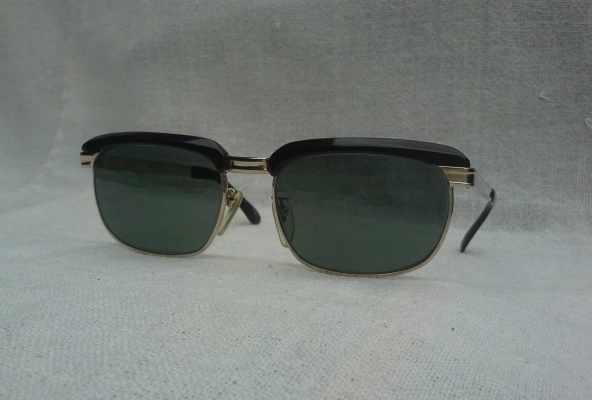 แว่นตาเยอรมันวินเทจยุค &#039;70s ทองโกลด์ฟิลด์ 14 K สัดส่วนทองคำบริสุทธิ์ 58.33 \% ล้ำค่า ! หายาก ! 