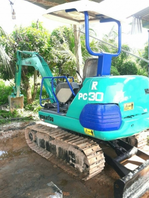 มี VDO ให้ชม.KOMATSU PC30-7 ราคา 310000