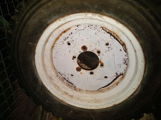 ขายกะทะล้อหน้าฟอร์ดขอบ18