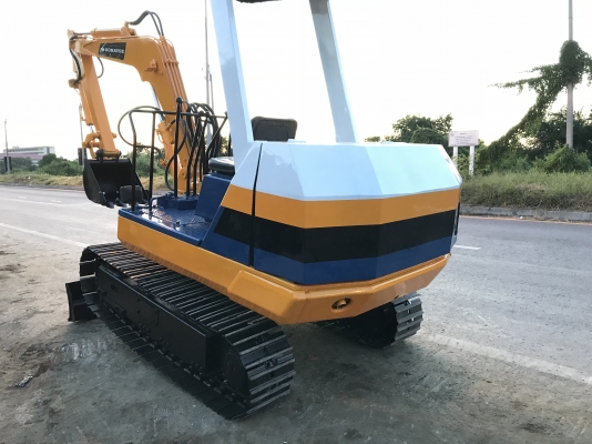 Komatsu Pc20-3สภาพดีเก่าญี่ปุ่น มีใบอินวอยไม่เคยใช้ในไทย Komatsu Pc20-3สภาพดีเก่าญี่ปุ่น มีใบอินวอยไม่เคยใช้ในไทย