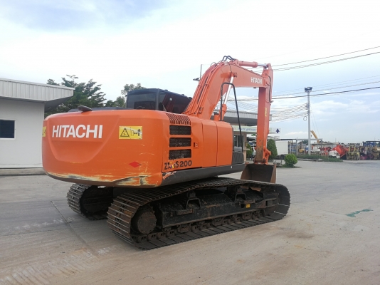 ขายรถแบคโฮ HITACHI ZX200-5G ชั่วโมงการทำงาน 2,500 ชม.