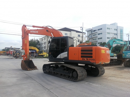 ขายรถแบคโฮ HITACHI ZX200-5G ชั่วโมงการทำงาน 2,500 ชม.