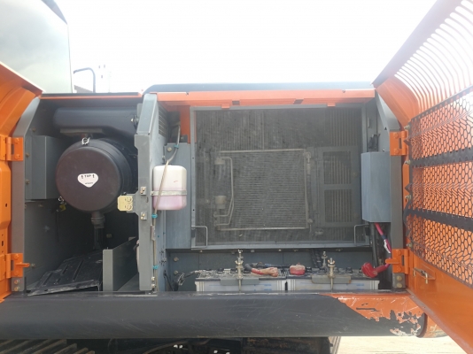 ขายรถแบคโฮ HITACHI ZX200-5G ชั่วโมงการทำงาน 2,500 ชม.