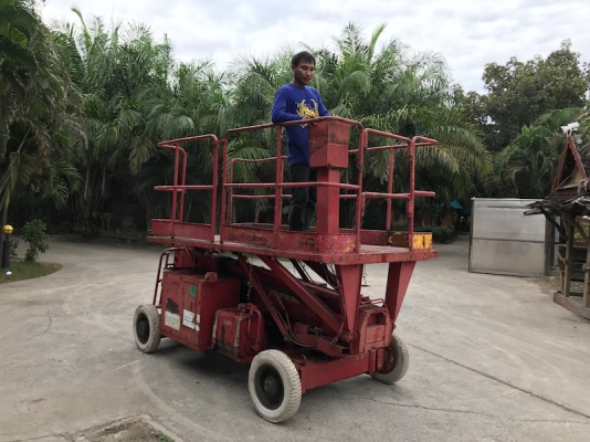 ขายรถกระเช้า AICHI ไฟฟ้า สูง6เมตร สวยเดิมจากญี่ปุ่นยังไม่เคยใช้ในไทย125,000เท่านั้น