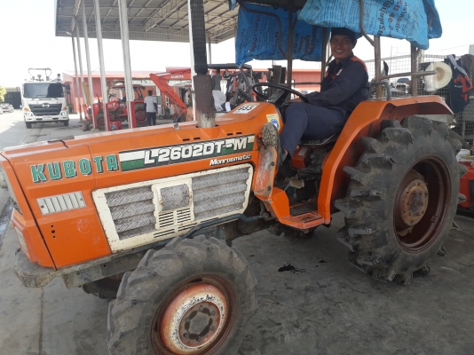 L2602DTรถพร้อมใช้งาน