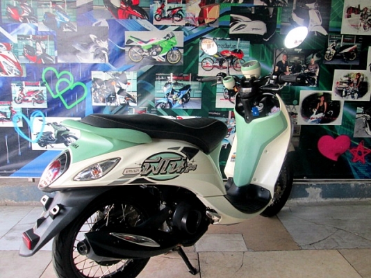 fino125i สีขาวเขียว รถสวยเครื่องดี 27900