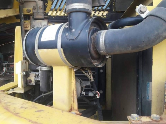 ขายจ้า KOMATSU PC60-7  มาใหม่  เก่านอกแท้  เดิมๆๆ  มีลายแย๊ก  เครื่องปั๊มแห้ง  สภาพสวยพร้อมใช้  โทร 089-7462641  สุวรรณี