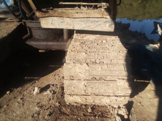 รถขุด KOMATSU PC60-1 แขนพิเศษ แทรคกว้าง 70 เซนติเมตร