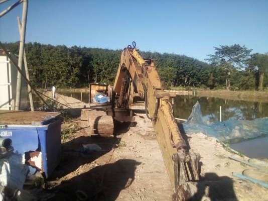 รถขุด KOMATSU PC60-1 แขนพิเศษ แทรคกว้าง 70 เซนติเมตร