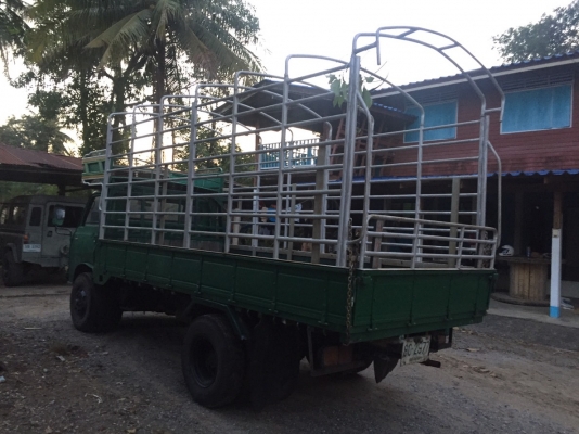 ขายครับ รถอีแต๋น 6 ล้อ