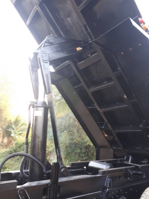 Hino FM8J เครื่อง 251 แรง ปี 55 แม่เดี่ยวกระบะดัมพ์สามมิตร เกียร์เดิม ZF ครัซซีสวย ยางดี พร้อมใช้งาน