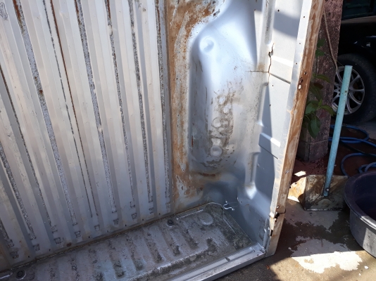 ขาย ลูกกะบะ Dmax 4,000฿