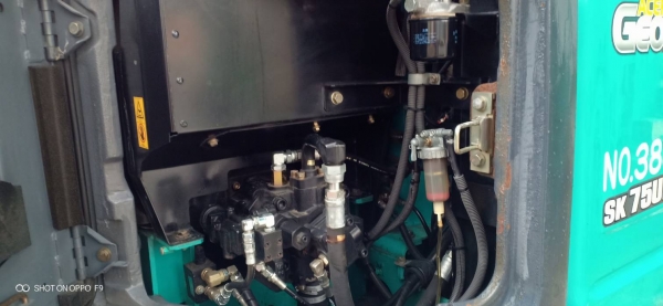 ขาย KOBELCO SK75UR-5 นำเข้าเก่านอก