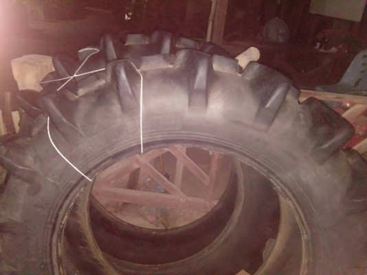 ยางรถไถ ยางรถไถ