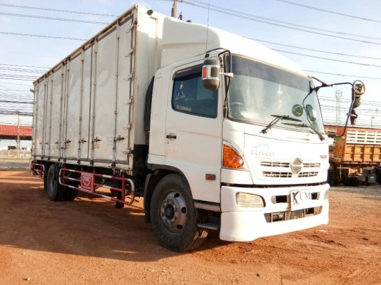 Hino mega500 ปี55 หกล้อตู้สิบบาน ????ราคา 1,150,000 Hino mega500 ปี55 หกล้อตู้สิบบาน ????ราคา 1,150,000