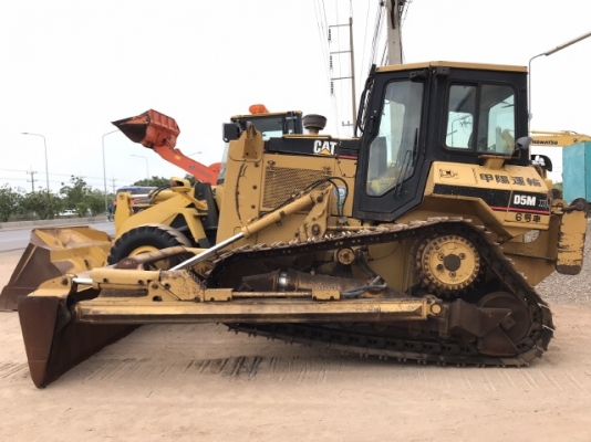 ขายรถดันดิน CAT D5M (3,XXX ชั่วโมง) นำเข้าเองจากญี่ปุ่น สภาพสวยพร้อมใช้ มีVDOการทำงานครับ ขายรถดันดิน CAT D5M (3,XXX ชั่วโมง) นำเข้าเองจากญี่ปุ่น สภาพสวยพร้อมใช้ มีVDOการทำงานครับ