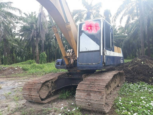 ขายรถแบคโฮ KOMATSU PC200-5 ระบบไฟเต็ม ราคา 550000 ขายรถแบคโฮ KOMATSU PC200-5 ระบบไฟเต็ม ราคา 550000