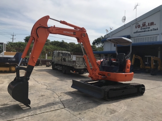 รถขุด Hitachi EX40U มือสอง นำเข้าจากญี่ปุ่น ทำสีใหม่ พร้อมใช้งาน