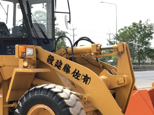 ขายรถตักล้อยาง KOMATSU WA200-1 นำเข้าเองจากญี่ปุ่น สภาพสวยพร้อมใช้ มีVDOการทำงานครับ