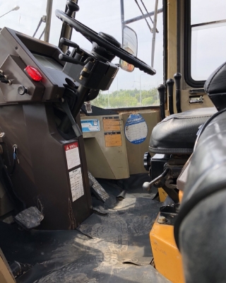 ขายรถตักล้อยาง KOMATSU WA200-1 นำเข้าเองจากญี่ปุ่น สภาพสวยพร้อมใช้ มีVDOการทำงานครับ