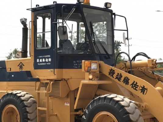 ขายรถตักล้อยาง KOMATSU WA200-1 นำเข้าเองจากญี่ปุ่น สภาพสวยพร้อมใช้ มีVDOการทำงานครับ