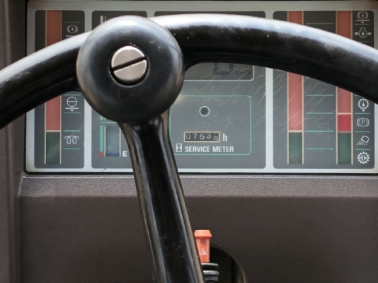 ขายรถตักล้อยาง KOMATSU WA200-1 นำเข้าเองจากญี่ปุ่น สภาพสวยพร้อมใช้ มีVDOการทำงานครับ