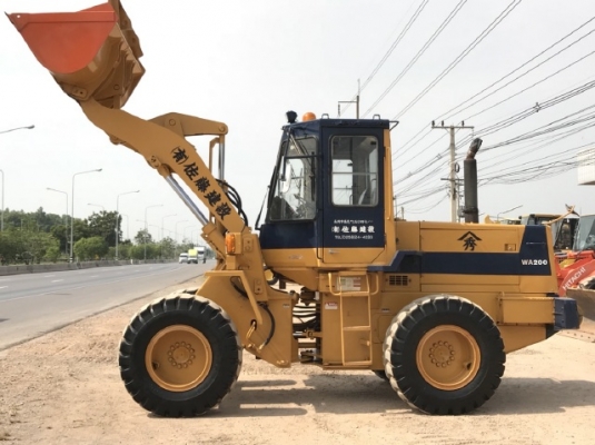 ขายรถตักล้อยาง KOMATSU WA200-1 นำเข้าเองจากญี่ปุ่น สภาพสวยพร้อมใช้ มีVDOการทำงานครับ
