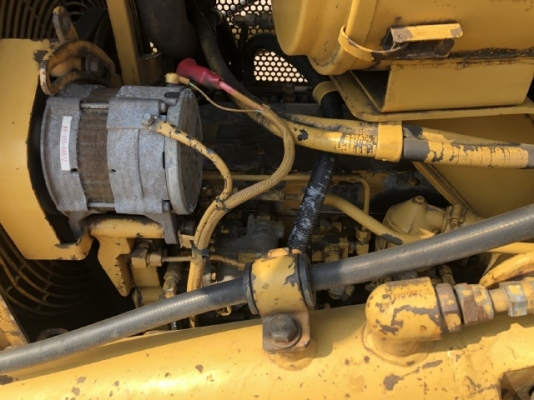 ขายรถดันดิน CAT D5M (3,XXX ชั่วโมง) นำเข้าเองจากญี่ปุ่น สภาพสวยพร้อมใช้ มีVDOการทำงานครับ ขายรถดันดิน CAT D5M (3,XXX ชั่วโมง) นำเข้าเองจากญี่ปุ่น สภาพสวยพร้อมใช้ มีVDOการทำงานครับ