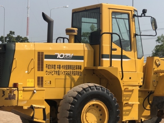 ขายรถตักล้อยาง KAWASAKI 70ZV-2 ปี 2012 (เทียบเท่า WA320) นำเข้าเองจากญี่ปุ่น สภาพสวยพร้อมใช้ มีVDOการทำงานครับ