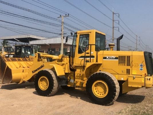 ขายรถตักล้อยาง KAWASAKI 70ZV-2 ปี 2012 (เทียบเท่า WA320) นำเข้าเองจากญี่ปุ่น สภาพสวยพร้อมใช้ มีVDOการทำงานครับ