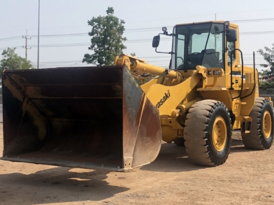 ขายรถตักล้อยาง KAWASAKI 70ZV-2 ปี 2012 (เทียบเท่า WA320) นำเข้าเองจากญี่ปุ่น สภาพสวยพร้อมใช้ มีVDOการทำงานครับ