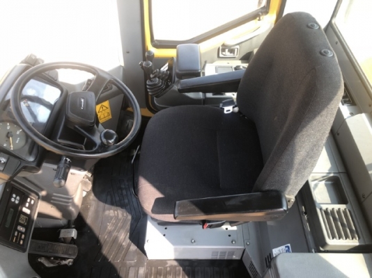 ขายรถตักล้อยาง KAWASAKI 70ZV-2 ปี 2012 (เทียบเท่า WA320) นำเข้าเองจากญี่ปุ่น สภาพสวยพร้อมใช้ มีVDOการทำงานครับ