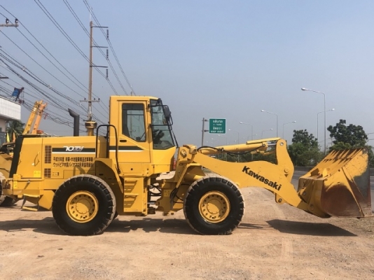 ขายรถตักล้อยาง KAWASAKI 70ZV-2 ปี 2012 (เทียบเท่า WA320) นำเข้าเองจากญี่ปุ่น สภาพสวยพร้อมใช้ มีVDOการทำงานครับ