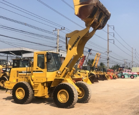 ขายรถตักล้อยาง KAWASAKI 70ZV-2 ปี 2012 (เทียบเท่า WA320) นำเข้าเองจากญี่ปุ่น สภาพสวยพร้อมใช้ มีVDOการทำงานครับ