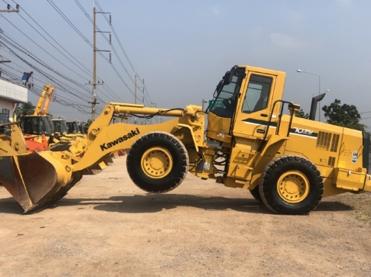 ขายรถตักล้อยาง KAWASAKI 70ZV-2 ปี 2012 (เทียบเท่า WA320) นำเข้าเองจากญี่ปุ่น สภาพสวยพร้อมใช้ มีVDOการทำงานครับ