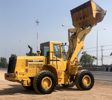 ขายรถตักล้อยาง KAWASAKI 70ZV-2 ปี 2012 (เทียบเท่า WA320) นำเข้าเองจากญี่ปุ่น สภาพสวยพร้อมใช้ มีVDOการทำงานครับ