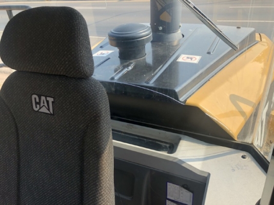 ขายรถตักล้อยาง CAT 950K ปี 2013 นำเข้าเองจากญี่ปุ่น สภาพสวยพร้อมใช้ มีVDOการทำงานครับ ขายรถตักล้อยาง CAT 950K ปี 2013 นำเข้าเองจากญี่ปุ่น สภาพสวยพร้อมใช้ มีVDOการทำงานครับ