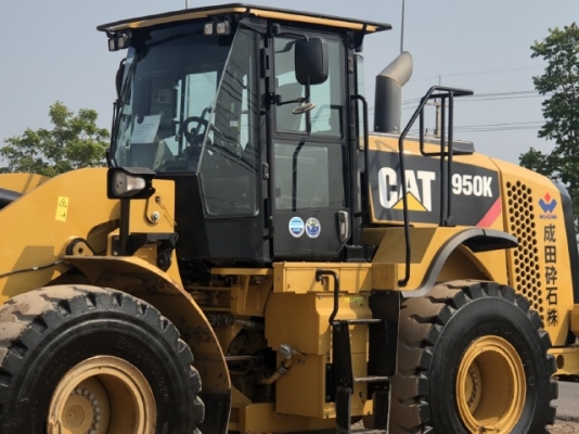 ขายรถตักล้อยาง CAT 950K ปี 2013 นำเข้าเองจากญี่ปุ่น สภาพสวยพร้อมใช้ มีVDOการทำงานครับ ขายรถตักล้อยาง CAT 950K ปี 2013 นำเข้าเองจากญี่ปุ่น สภาพสวยพร้อมใช้ มีVDOการทำงานครับ