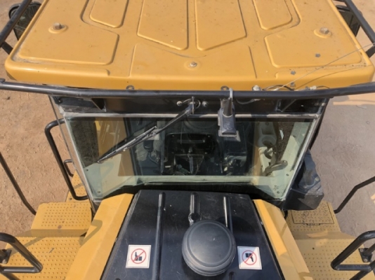 ขายรถตักล้อยาง CAT 950K ปี 2013 นำเข้าเองจากญี่ปุ่น สภาพสวยพร้อมใช้ มีVDOการทำงานครับ ขายรถตักล้อยาง CAT 950K ปี 2013 นำเข้าเองจากญี่ปุ่น สภาพสวยพร้อมใช้ มีVDOการทำงานครับ