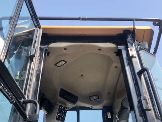 ขายรถตักล้อยาง CAT 950K ปี 2013 นำเข้าเองจากญี่ปุ่น สภาพสวยพร้อมใช้ มีVDOการทำงานครับ ขายรถตักล้อยาง CAT 950K ปี 2013 นำเข้าเองจากญี่ปุ่น สภาพสวยพร้อมใช้ มีVDOการทำงานครับ