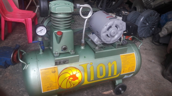 ขาย !! ปั้มลม.Lion.ขนาด1/4แรง.มอเตอร์.มิตซู.สภาพเดิมพร้อมใช้งาน
